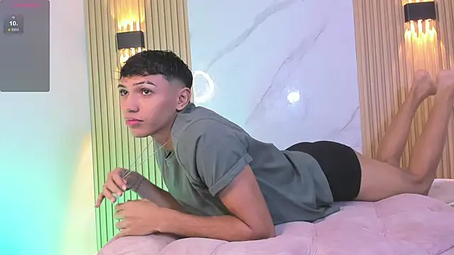 Snapshot of im_sebaslopez chatting on 01-16-25, 12:34 im sebaslopez online show from 01-16-25, 12:34