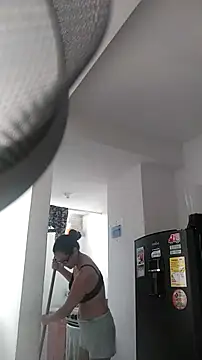 nicolle milf1978 online show from 11-11-25, 12:05