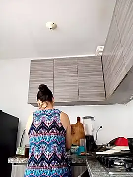 nicolle milf1978 online show from 05-22-26, 02:44