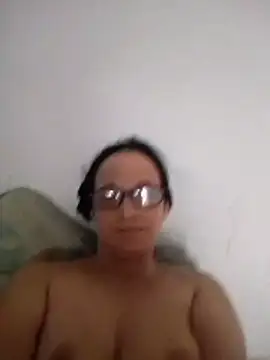 Snapshot of nicolle_milf1978 chatting on 06-16-26, 12:41 nicolle milf1978 online show from 06-16-26, 12:41