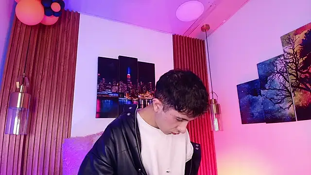 Noah Xitruxx online show from 11-10-25, 02:54