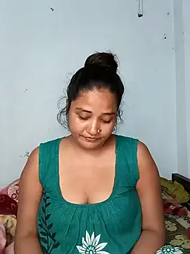 Snapshot of Sex-Nia chatting on 12-20-24, 11:21 Sex-Nia online show from 12-20-24, 11:21