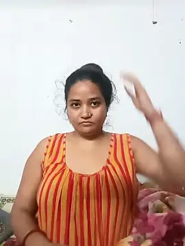 Snapshot of Sex-Nia chatting on 12-21-24, 05:03 Sex-Nia online show from 12-21-24, 05:03