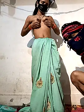 Snapshot of Suhani512 chatting on 02-10-25, 04:36 Suhani512 online show from 02-10-25, 04:36