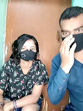 Snapshot of Suhani512 chatting on 11-25-25, 04:56 Suhani512 online show from 11-25-25, 04:56