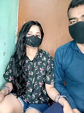 Snapshot of Suhani512 chatting on 12-17-25, 05:35 Suhani512 online show from 12-17-25, 05:35