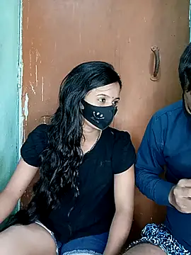 Snapshot of Suhani512 chatting on 01-08-26, 05:10 Suhani512 online show from 01-08-26, 05:10