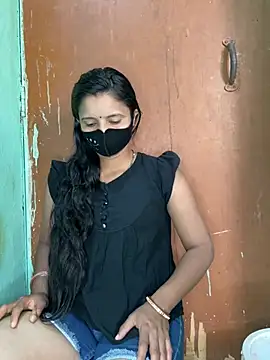 Snapshot of Suhani512 chatting on 02-19-26, 05:03 Suhani512 online show from 02-19-26, 05:03