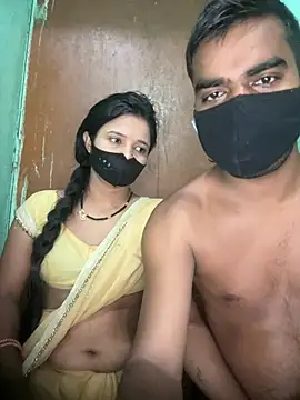 Snapshot of Suhani512 chatting on 06-18-26, 11:31 Suhani512 online show from 06-18-26, 11:31