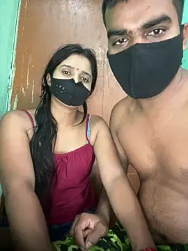 Snapshot of Suhani512 chatting on 07-14-26, 04:28 Suhani512 online show from 07-14-26, 04:28