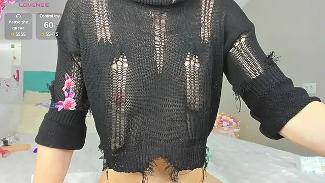 Snapshot of Lana_kitty__ chatting on 02-26-25, 12:49 Lana kitty online show from 02-26-25, 12:49