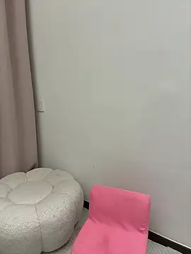 Selenaaaaa- online show from 03-21-25, 03:24