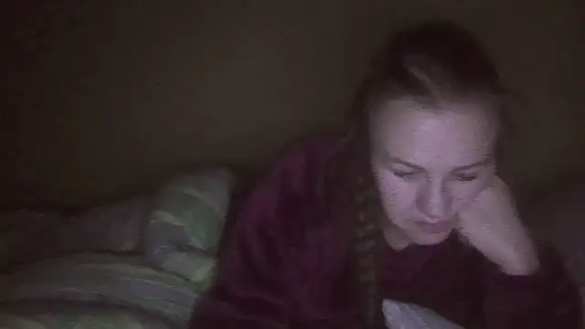 Snapshot of Milaniya261 chatting on 02-07-26, 01:31 Milaniya261 online show from 02-07-26, 01:31