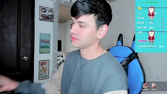 Snapshot of joe_jhon chatting on 12-17-24, 12:43 joe jhon online show from 12-17-24, 12:43