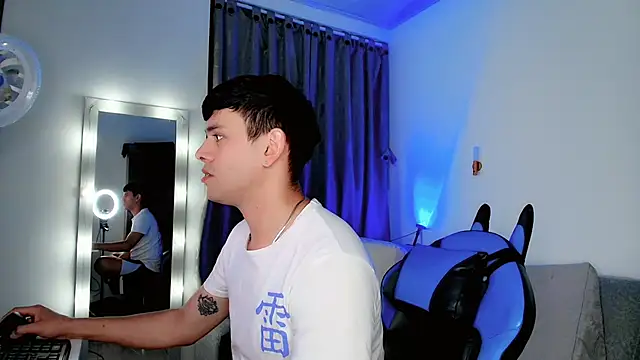 Snapshot of joe_jhon chatting on 03-08-25, 12:33 joe jhon online show from 03-08-25, 12:33