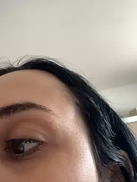 Morguisssz online show from 04-03-26, 03:54