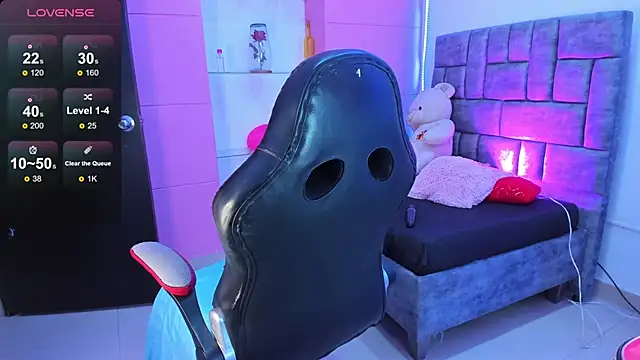 jisoo   online show from 09-27-25, 01:27