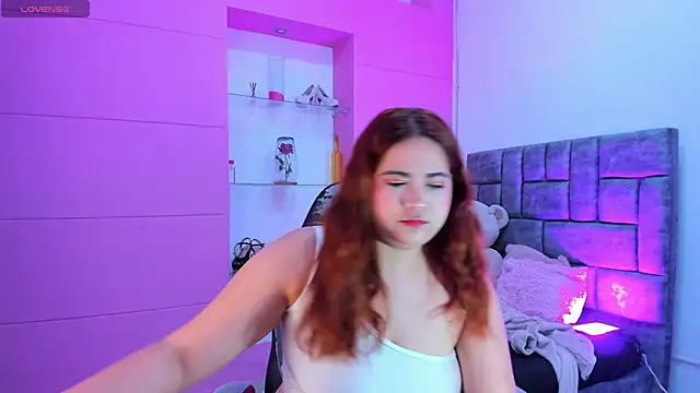 jisoo   online show from 09-29-25, 01:16