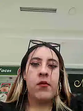 Snapshot of SarahXRusso chatting on 01-20-25, 08:07 SarahXRusso online show from 01-20-25, 08:07