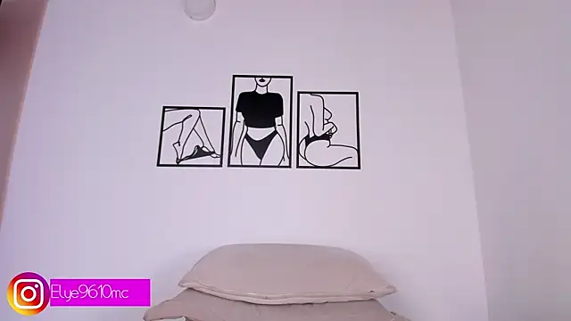 Snapshot of ellie_mcdonald chatting on 01-10-26, 09:41 ellie mcdonald online show from 01-10-26, 09:41