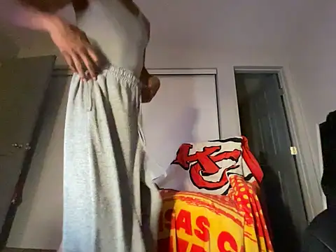 Snapshot of skarfosbabes69 chatting on 12-11-24, 06:04 skarfosbabes69 online show from 12-11-24, 06:04