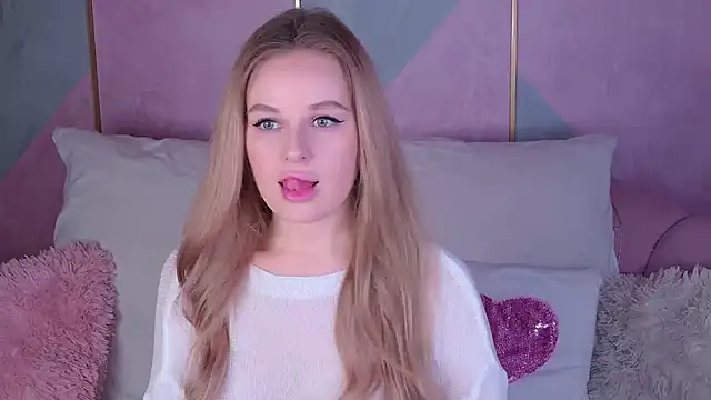 BeatriceEsmont online show from 02-09-25, 08:34