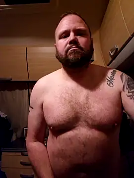 Snapshot of stocky42 chatting on 12-06-24, 04:14 stocky42 online show from 12-06-24, 04:14