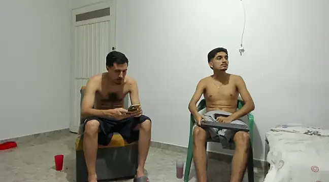 Snapshot of latin_bbc chatting on 12-24-24, 05:27 latin bbc online show from 12-24-24, 05:27