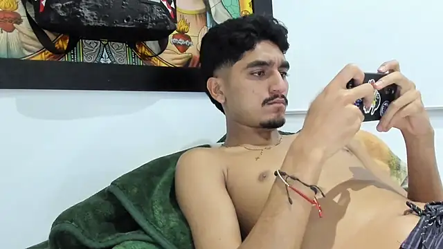 Snapshot of latin_bbc chatting on 09-09-25, 05:40 latin bbc online show from 09-09-25, 05:40