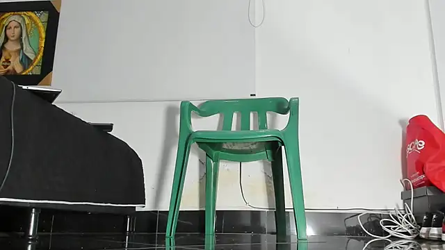 Snapshot of latin_bbc chatting on 10-02-25, 12:28 latin bbc online show from 10-02-25, 12:28