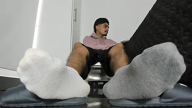 latin bbc online show from 12-21-25, 12:12