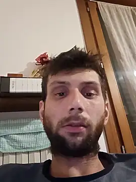 Snapshot of dariodario chatting on 02-02-26, 10:19 dariodario online show from 02-02-26, 10:19