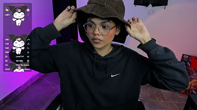 Snapshot of gooddess_isis chatting on 10-28-25, 02:31 gooddess isis online show from 10-28-25, 02:31