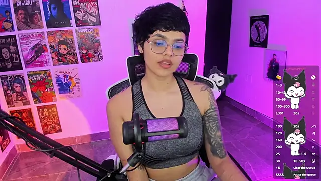 Snapshot of gooddess_isis chatting on 01-15-26, 03:44 gooddess isis online show from 01-15-26, 03:44