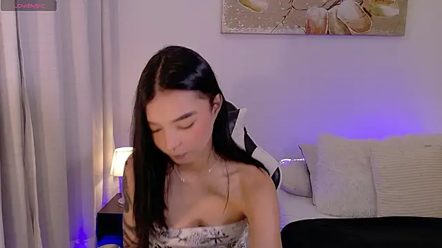 AnabelWolf online show from 06-01-26, 04:09