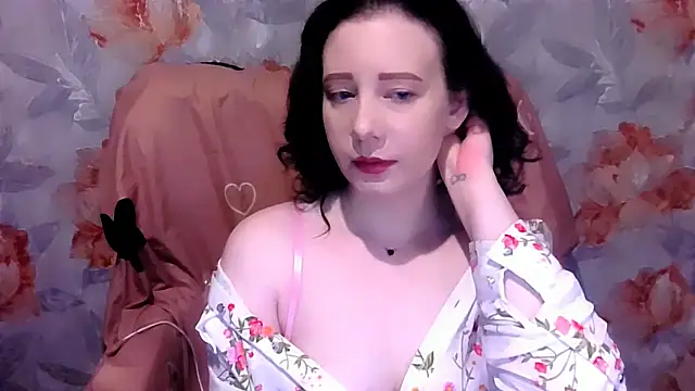 Snapshot of MelxMellie chatting on 03-04-26, 08:48 MelxMellie online show from 03-04-26, 08:48