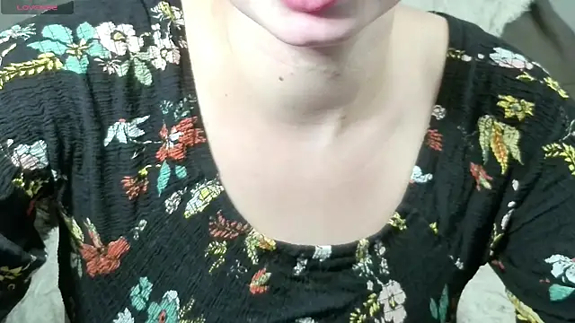 Mikki5P online show from 10-04-25, 05:44