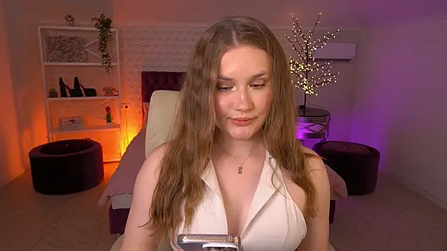 FoxyyKate online show from 05-22-26, 10:15