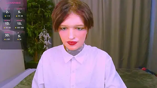 Snapshot of Simona_Rain chatting on 02-05-25, 09:36 Simona Rain online show from 02-05-25, 09:36