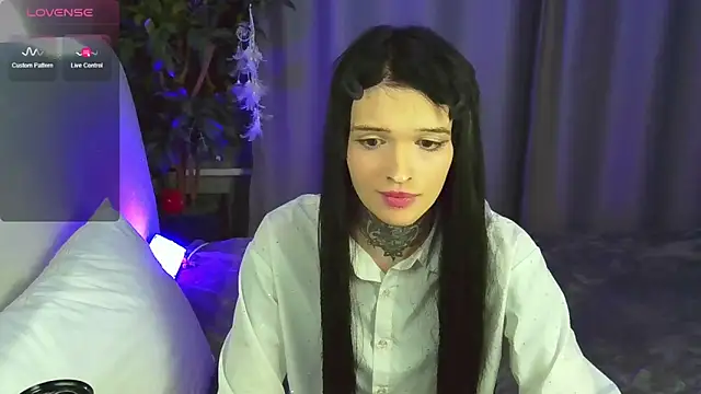Snapshot of Simona_Rain chatting on 02-13-25, 03:29 Simona Rain online show from 02-13-25, 03:29