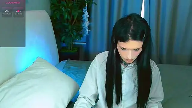 Snapshot of Simona_Rain chatting on 02-20-25, 11:42 Simona Rain online show from 02-20-25, 11:42