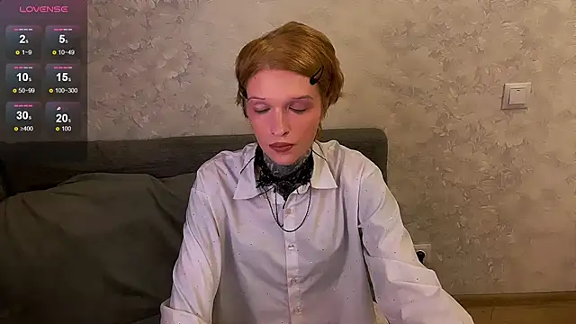 Snapshot of Simona_Rain chatting on 03-18-25, 07:10 Simona Rain online show from 03-18-25, 07:10