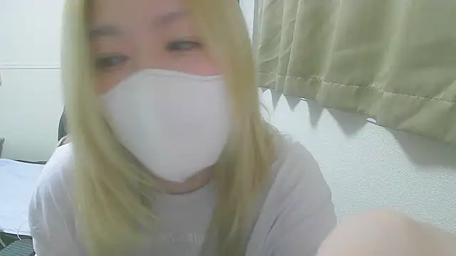 Snapshot of Remi_official chatting on 10-03-25, 09:12 Remi official online show from 10-03-25, 09:12