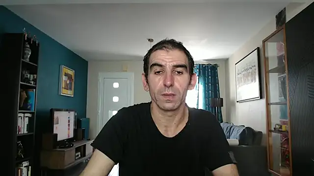 Snapshot of Samir_44200 chatting on 04-08-26, 02:17 Samir 44200 online show from 04-08-26, 02:17