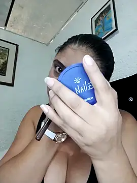 Snapshot of ElizabethWeil chatting on 02-03-26, 01:16 ElizabethWeil online show from 02-03-26, 01:16