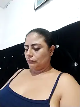 Snapshot of ElizabethWeil chatting on 02-17-26, 03:03 ElizabethWeil online show from 02-17-26, 03:03