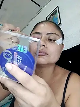 Snapshot of ElizabethWeil chatting on 03-04-26, 01:50 ElizabethWeil online show from 03-04-26, 01:50