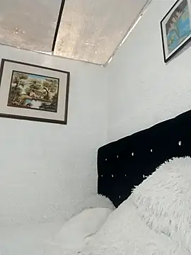 Snapshot of ElizabethWeil chatting on 03-07-26, 02:25 ElizabethWeil online show from 03-07-26, 02:25