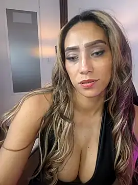 Snapshot of salome_drasin chatting on 09-11-25, 03:39 salome drasin online show from 09-11-25, 03:39