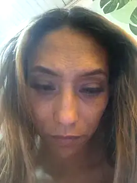Snapshot of salome_drasin chatting on 10-01-25, 12:49 salome drasin online show from 10-01-25, 12:49